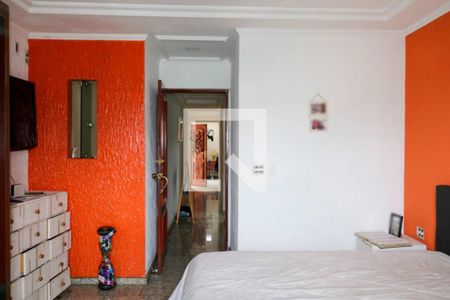 Casa à venda com 446m², 3 quartos e 8 vagas Casa à venda com 446m², 3 quartos e 8 vagasSuíte