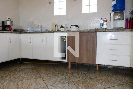 Casa à venda com 446m², 3 quartos e 8 vagas Casa à venda com 446m², 3 quartos e 8 vagasCozinha