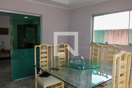 Casa à venda com 446m², 3 quartos e 8 vagas Casa à venda com 446m², 3 quartos e 8 vagasCozinha