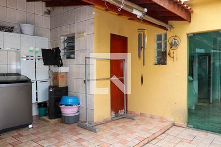 Casa à venda com 446m², 3 quartos e 8 vagas Casa à venda com 446m², 3 quartos e 8 vagasÁrea de Serviço