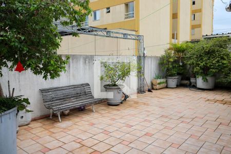 Casa à venda com 446m², 3 quartos e 8 vagas Casa à venda com 446m², 3 quartos e 8 vagasQuintal