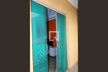 Casa à venda com 446m², 3 quartos e 8 vagas Casa à venda com 446m², 3 quartos e 8 vagasVaranda da Suíte