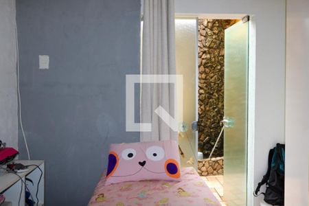 Casa à venda com 446m², 3 quartos e 8 vagas Casa à venda com 446m², 3 quartos e 8 vagasQuarto 2