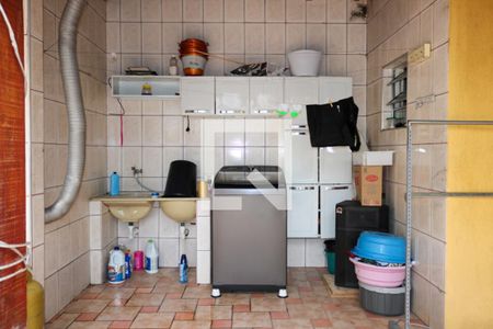 Casa à venda com 446m², 3 quartos e 8 vagas Casa à venda com 446m², 3 quartos e 8 vagasÁrea de Serviço