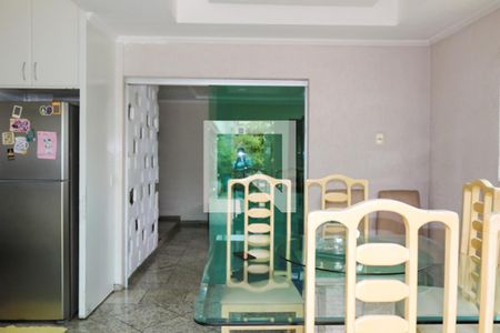 Casa à venda com 446m², 3 quartos e 8 vagas Casa à venda com 446m², 3 quartos e 8 vagasCozinha