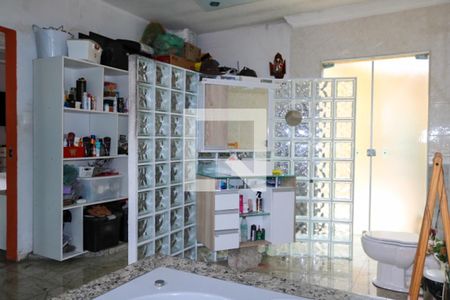 Casa à venda com 446m², 3 quartos e 8 vagas Casa à venda com 446m², 3 quartos e 8 vagasBanheiro da Suíte