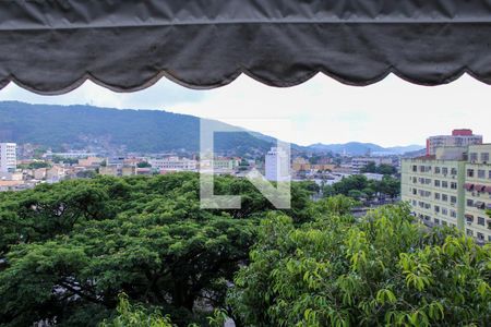 Banheiro de Serviço de apartamento para alugar com 3 quartos, 80m² em Cascadura, Rio de Janeiro