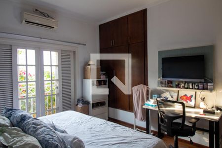 Quarto 1 de casa de condomínio à venda com 3 quartos, 180m² em Parque Colonial, São Paulo