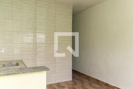 Sala/Cozinha de casa para alugar com 2 quartos, 45m² em Vila Esperança, São Paulo