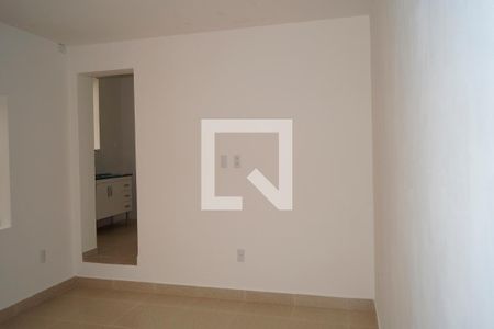 Sala  de casa para alugar com 1 quarto, 70m² em Vila Firmiano Pinto, São Paulo