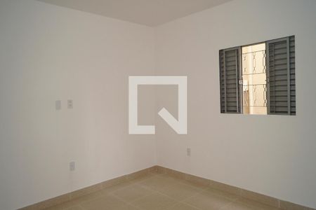 Quarto  de casa para alugar com 1 quarto, 70m² em Vila Firmiano Pinto, São Paulo