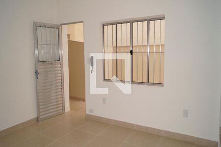 Sala  de casa para alugar com 1 quarto, 70m² em Vila Firmiano Pinto, São Paulo