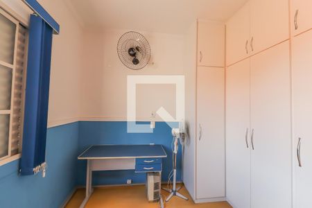 Casa à venda com 406m², 6 quartos e 3 vagas Casa à venda com 406m², 6 quartos e 3 vagasQuarto 3