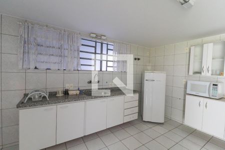 Casa à venda com 406m², 6 quartos e 3 vagas Casa à venda com 406m², 6 quartos e 3 vagasCozinha 2