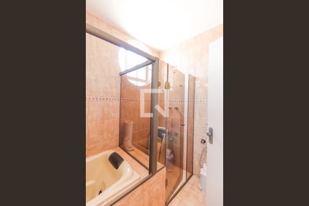 Casa à venda com 406m², 6 quartos e 3 vagas Casa à venda com 406m², 6 quartos e 3 vagasSuíte 4