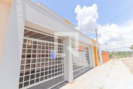 Casa à venda com 406m², 6 quartos e 3 vagas Casa à venda com 406m², 6 quartos e 3 vagasFachada
