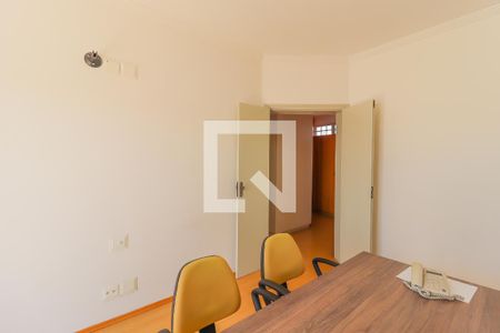 Casa à venda com 406m², 6 quartos e 3 vagas Casa à venda com 406m², 6 quartos e 3 vagasSuíte 4