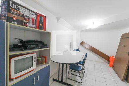 Casa à venda com 406m², 6 quartos e 3 vagas Casa à venda com 406m², 6 quartos e 3 vagasQuarto de serviço 2