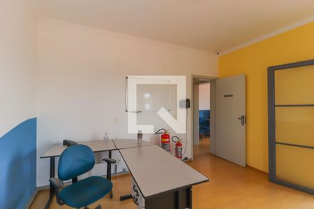 Casa à venda com 406m², 6 quartos e 3 vagas Casa à venda com 406m², 6 quartos e 3 vagasQuarto 2
