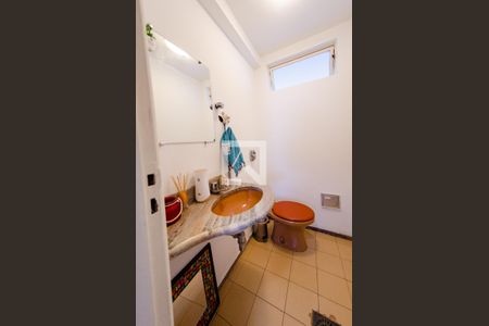 Lavabo de apartamento para alugar com 4 quartos, 200m² em Santa Lúcia, Belo Horizonte