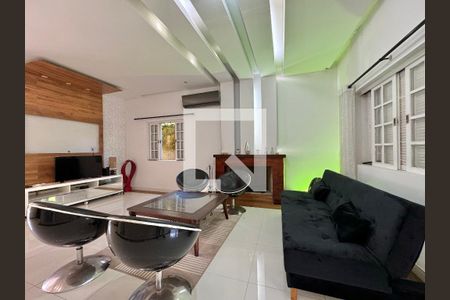 Sala de casa à venda com 3 quartos, 700m² em Vargem Grande, Rio de Janeiro