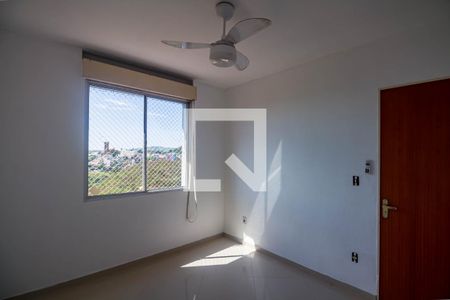 Quarto 2 de apartamento para alugar com 2 quartos, 63m² em Azenha, Porto Alegre