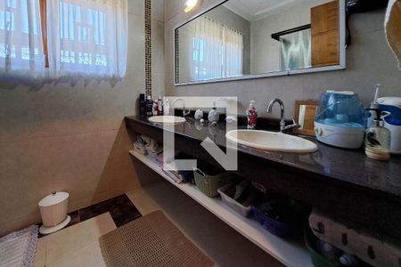 Casa à venda com 417m², 3 quartos e 4 vagas