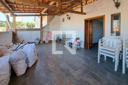 Casa à venda com 417m², 3 quartos e 4 vagas