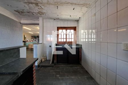 Casa à venda com 417m², 3 quartos e 4 vagas