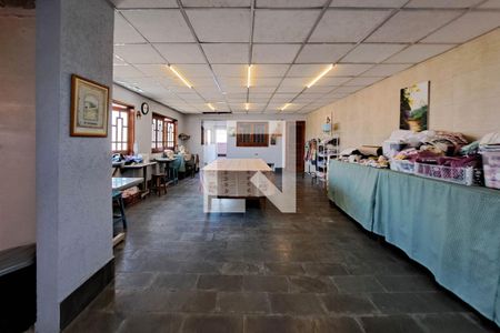 Casa à venda com 417m², 3 quartos e 4 vagas