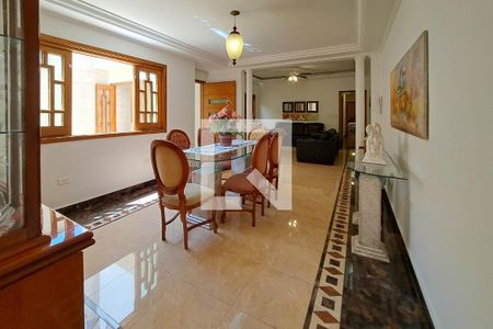 Casa à venda com 417m², 3 quartos e 4 vagas