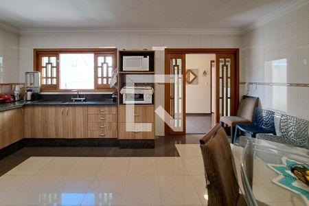 Casa à venda com 417m², 3 quartos e 4 vagas