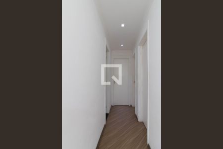 Corredor de apartamento para alugar com 3 quartos, 60m² em Vila Venditti, Guarulhos