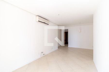 Sala de apartamento para alugar com 3 quartos, 114m² em Barra da Tijuca, Rio de Janeiro