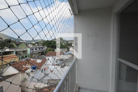 Vista da Sala de apartamento para alugar com 2 quartos, 60m² em Praça Seca, Rio de Janeiro