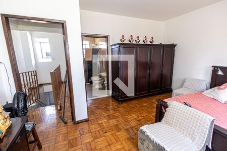 Quarto 1 / suíte de casa à venda com 5 quartos, 276m² em Copacabana, Belo Horizonte