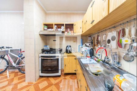 Casa à venda com 190m², 3 quartos e 2 vagas Casa à venda com 190m², 3 quartos e 2 vagasCozinha