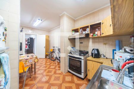 Casa à venda com 190m², 3 quartos e 2 vagas Casa à venda com 190m², 3 quartos e 2 vagasCozinha