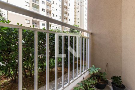 Sacada de apartamento à venda com 2 quartos, 62m² em Jardim Tupanci, Barueri