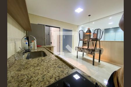 Cozinha de casa para alugar com 2 quartos, 174m² em Vila Gabriel, Sorocaba