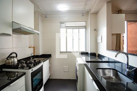Cozinha de apartamento à venda com 2 quartos, 45m² em São José, Canoas