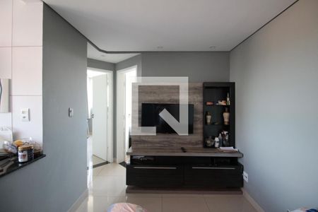 Sala de apartamento à venda com 2 quartos, 90m² em Jaqueline, Belo Horizonte