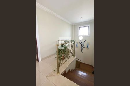 Escada de casa de condomínio à venda com 4 quartos, 462m² em Alphaville, Santana de Parnaíba