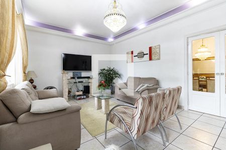 Sala de casa à venda com 4 quartos, 201m² em Vila Firmiano Pinto, São Paulo