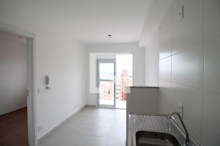 Sala/Cozinha de apartamento à venda com 1 quarto, 29m² em Vila Ré, São Paulo