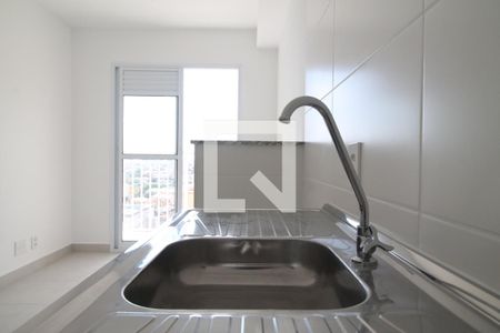 Sala/Cozinha de apartamento à venda com 1 quarto, 29m² em Vila Ré, São Paulo