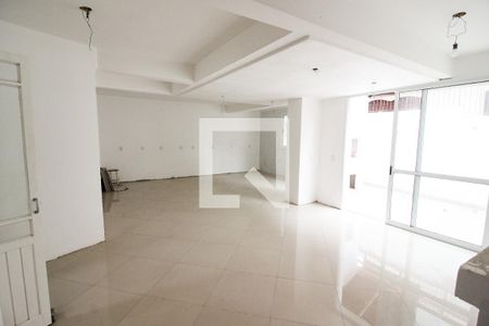 Casa à venda com 250m², 3 quartos e 2 vagasSala