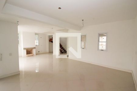 Sala de casa de condomínio à venda com 3 quartos, 250m² em Ipanema, Porto Alegre