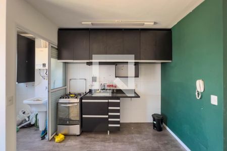 Cozinha  e área de serviço de kitnet/studio para alugar com 1 quarto, 28m² em Cambuci, São Paulo