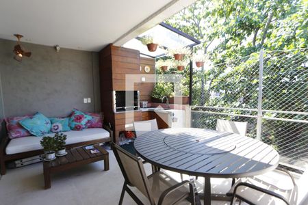 Varanda de apartamento à venda com 2 quartos, 122m² em Barra da Tijuca, Rio de Janeiro